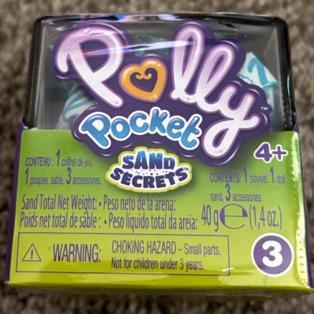 Polly Pocket Sand Secrets Mystery Playset Doll Sand & 3 Accessories Mattel NIB
